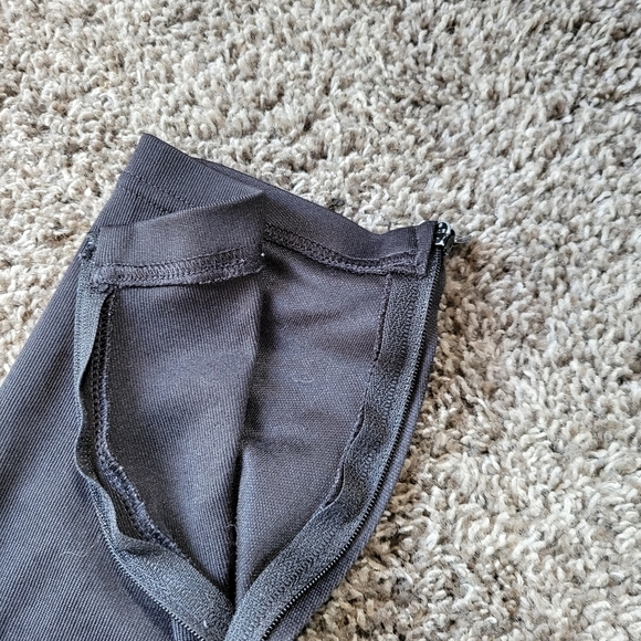 Woman's Adidas Trio Tapered Jogger Track Pants Size Small Black - Picture 4 of 13